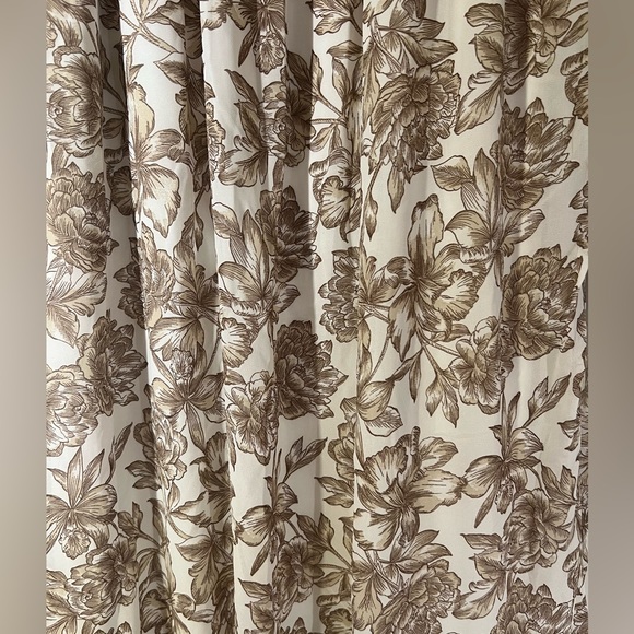 cute flowy floral summer dress - Picture 4 of 7